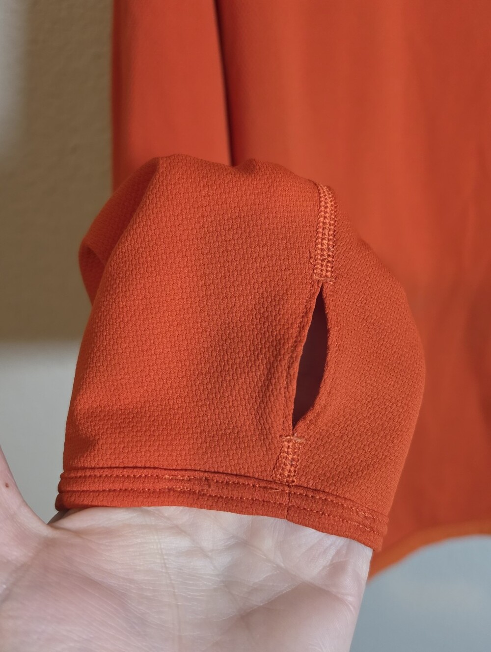Cotopaxi Sombra Sun Hoodie Womens L Orange UPF 50+ Hiking Gorpcore *small Stain* - Picture 6 of 9